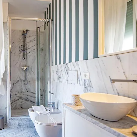 Meravigliosa Con Finiture Di Lusso Appena Ristrutturata Guest house